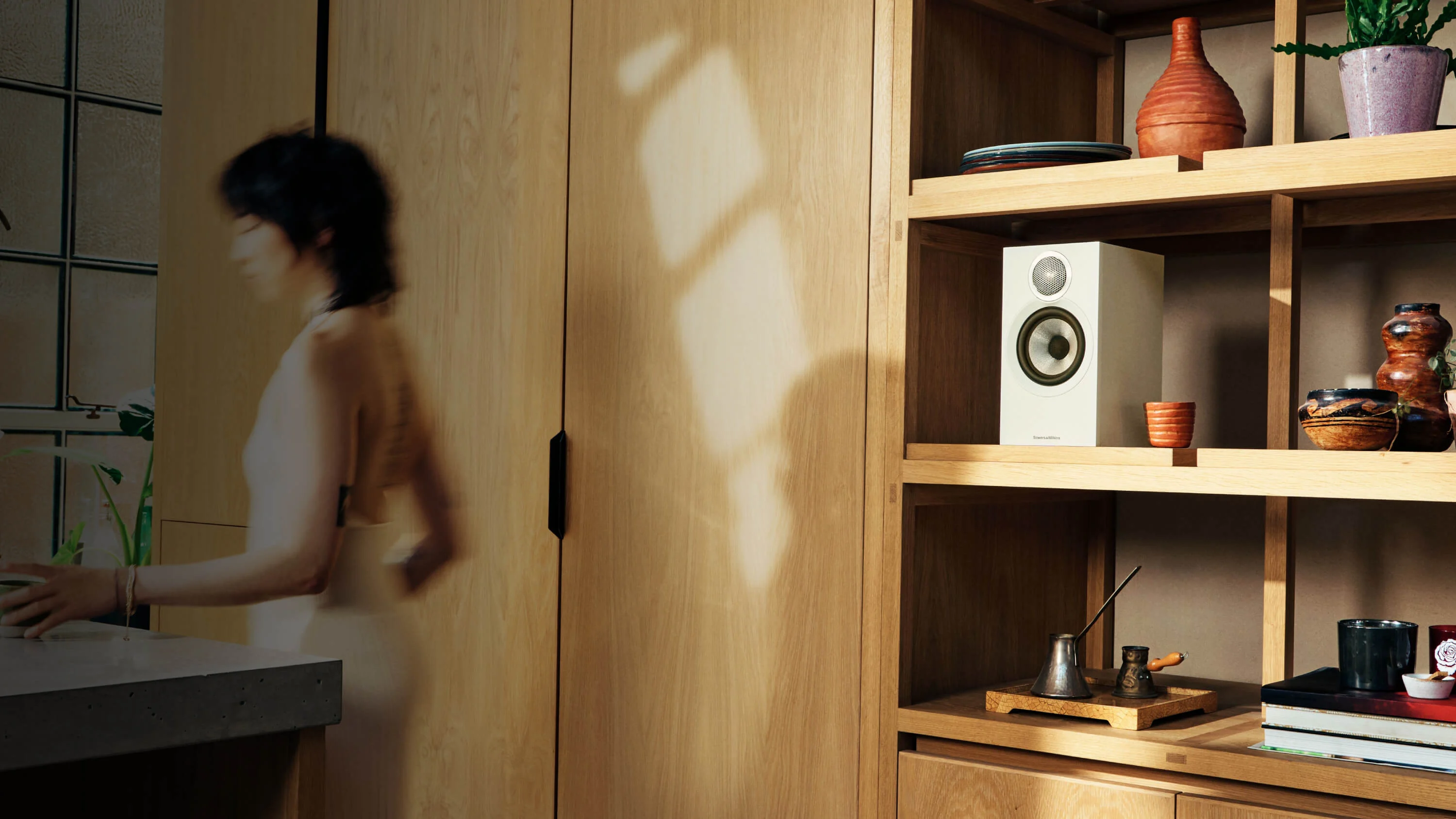 Bowers & Wilkins 607 S3
