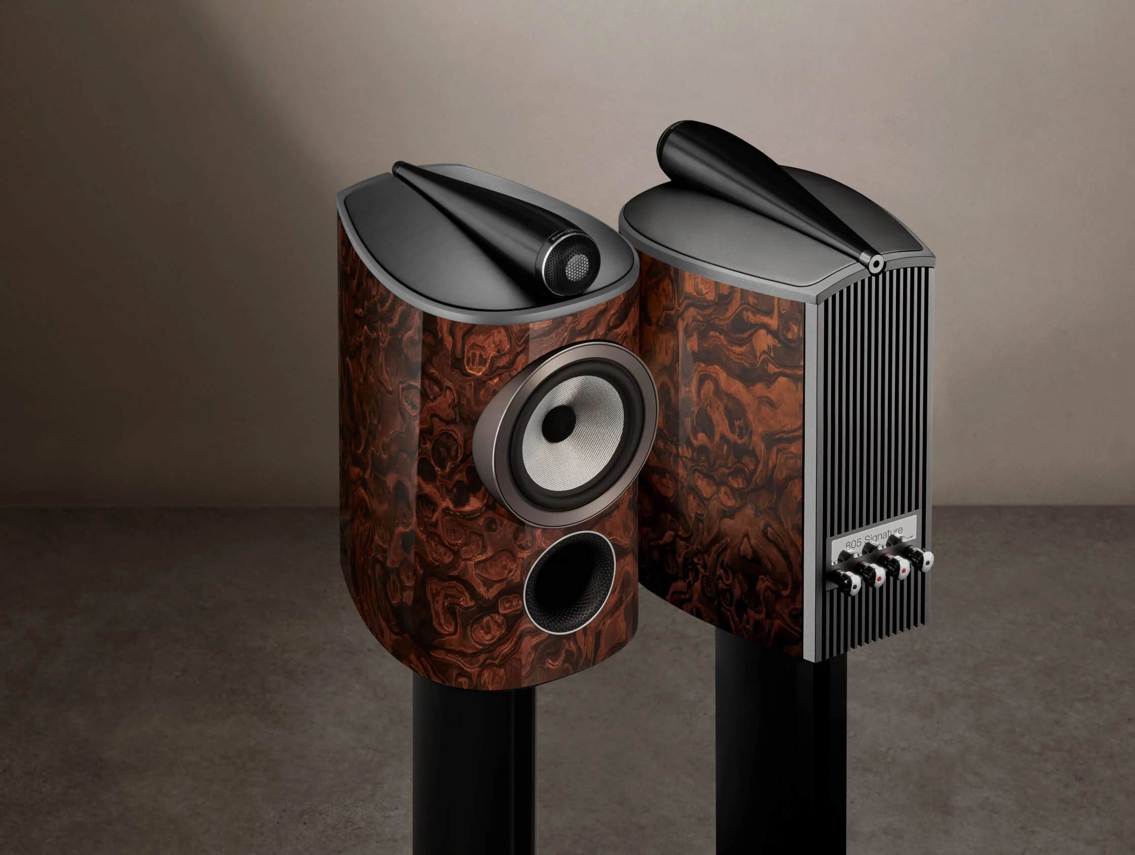 Bowers & Wilkins 805 D4 Signature