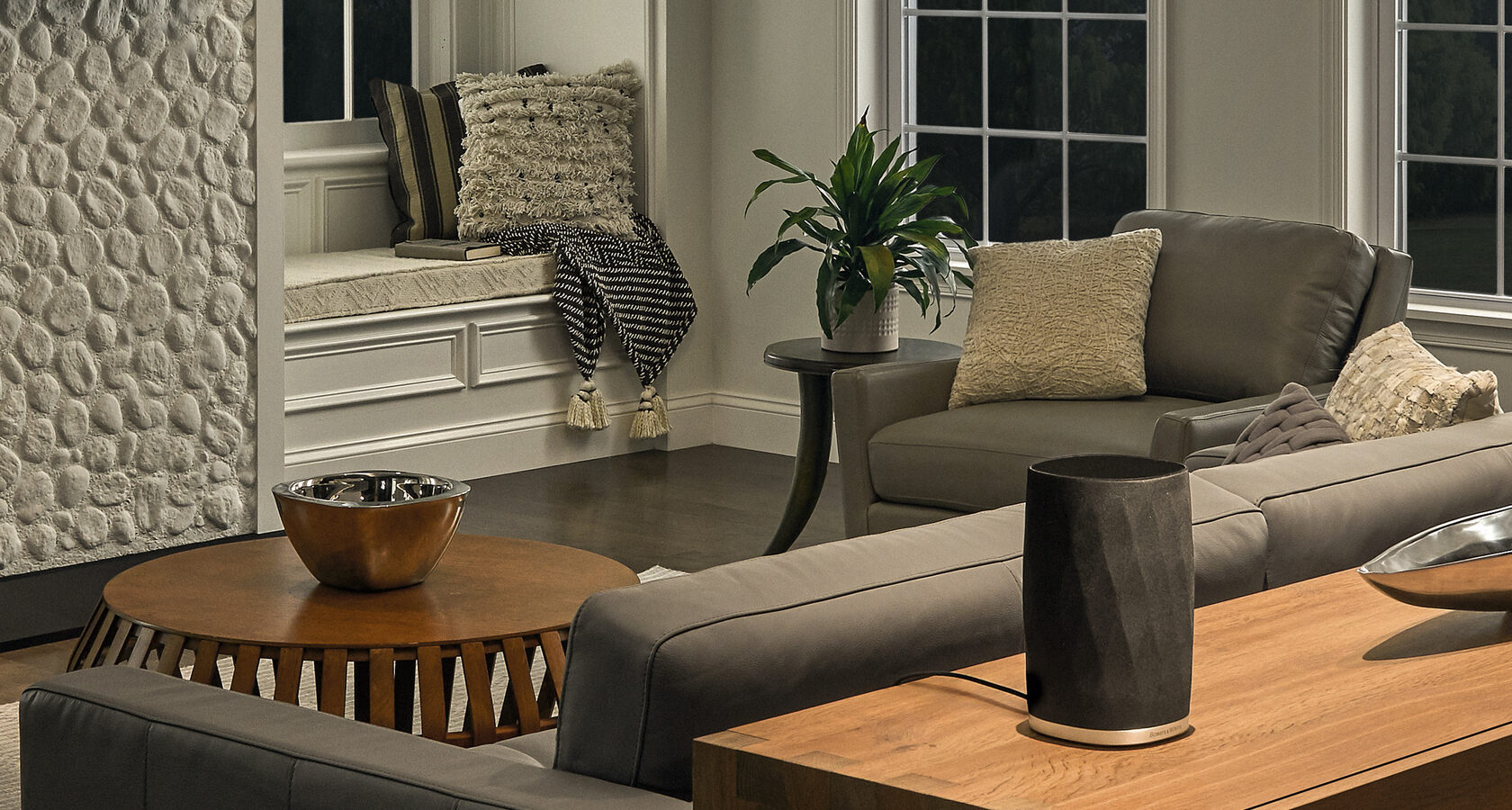 Bowers & Wilkins Formation Flex — компактная беспроводная колонка премиум-класса с твитером и стекловолоконным мидвуфером